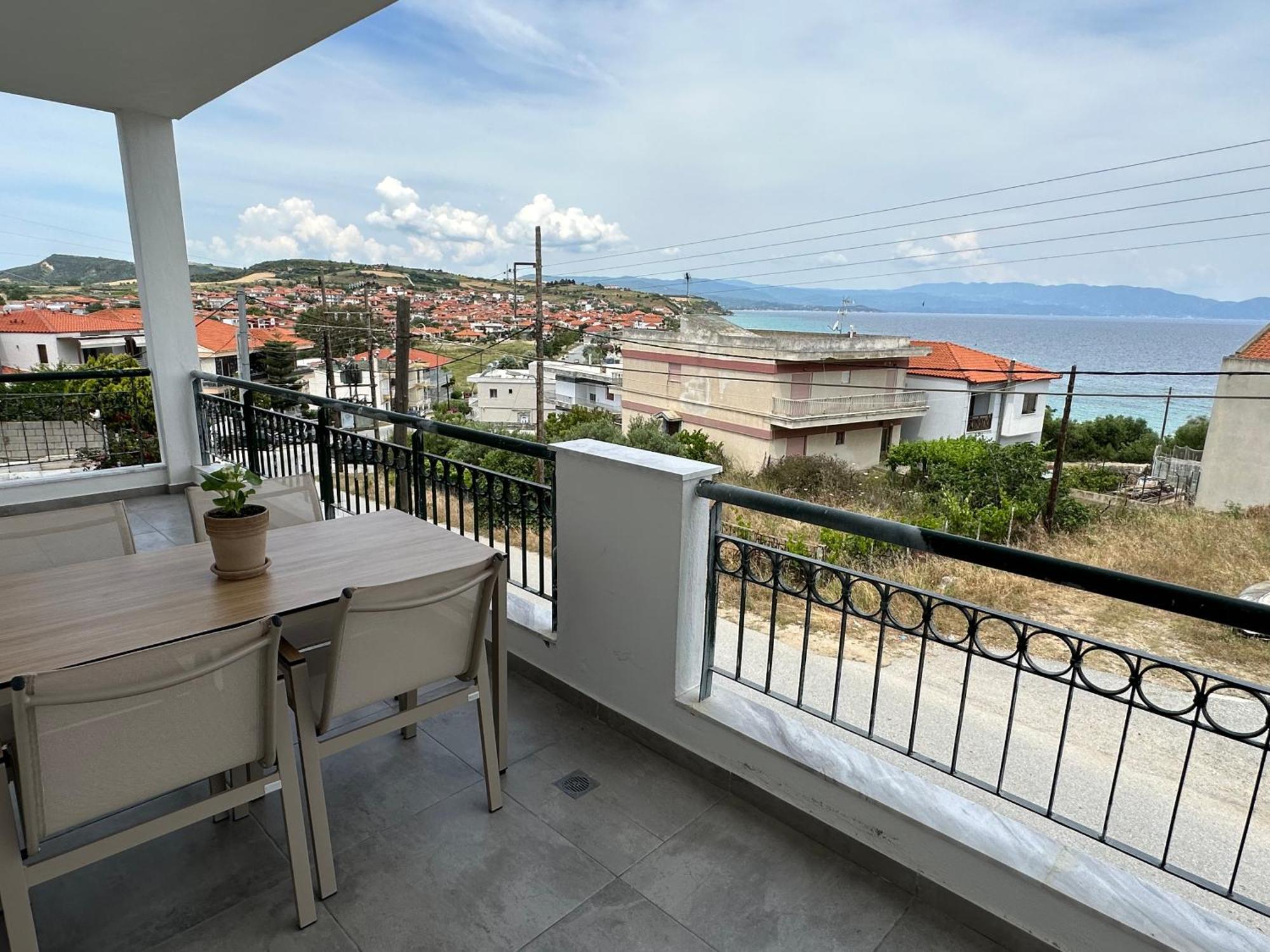 Villa Eleni Greece - Wonderful Sea View Studios Nea Roda Dış mekan fotoğraf